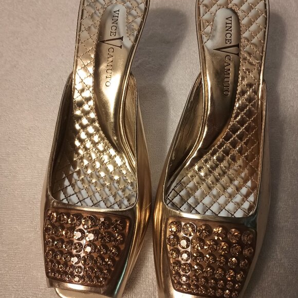 Vince Camoto shoes with Lucite buckle with crystals. - Picture 1 of 5